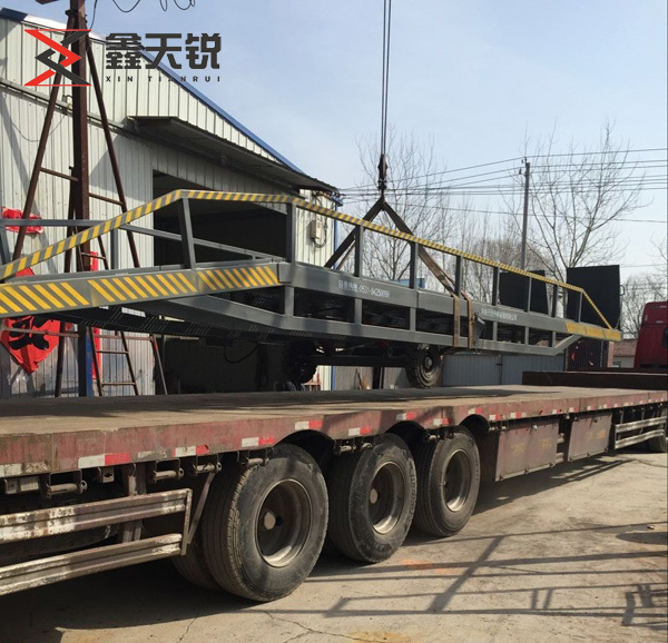 大连移动式登车桥装车发货